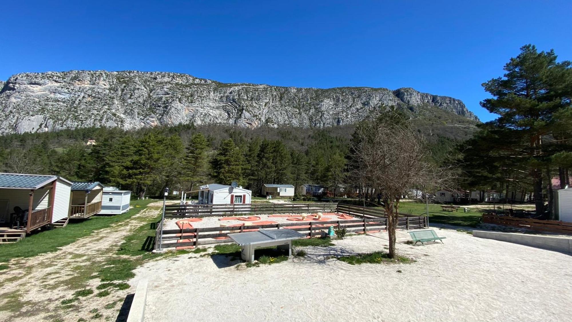 Mobilhome Comfort A La Montagne Saint-Auban  Экстерьер фото